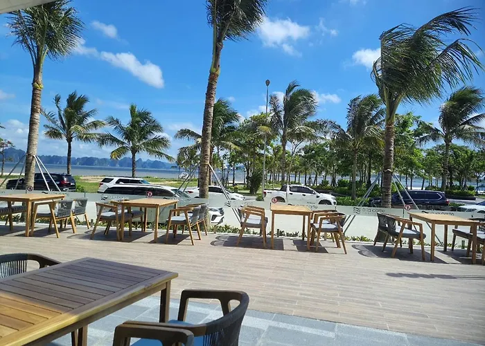 Luxury 5 Star A La Carte Hạ Long