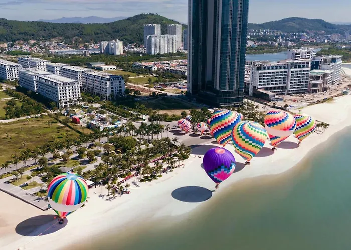 Luxury 5 Star A La Carte Căn hộ Hạ Long