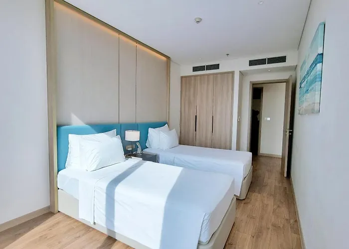 Luxury 5 Star A La Carte